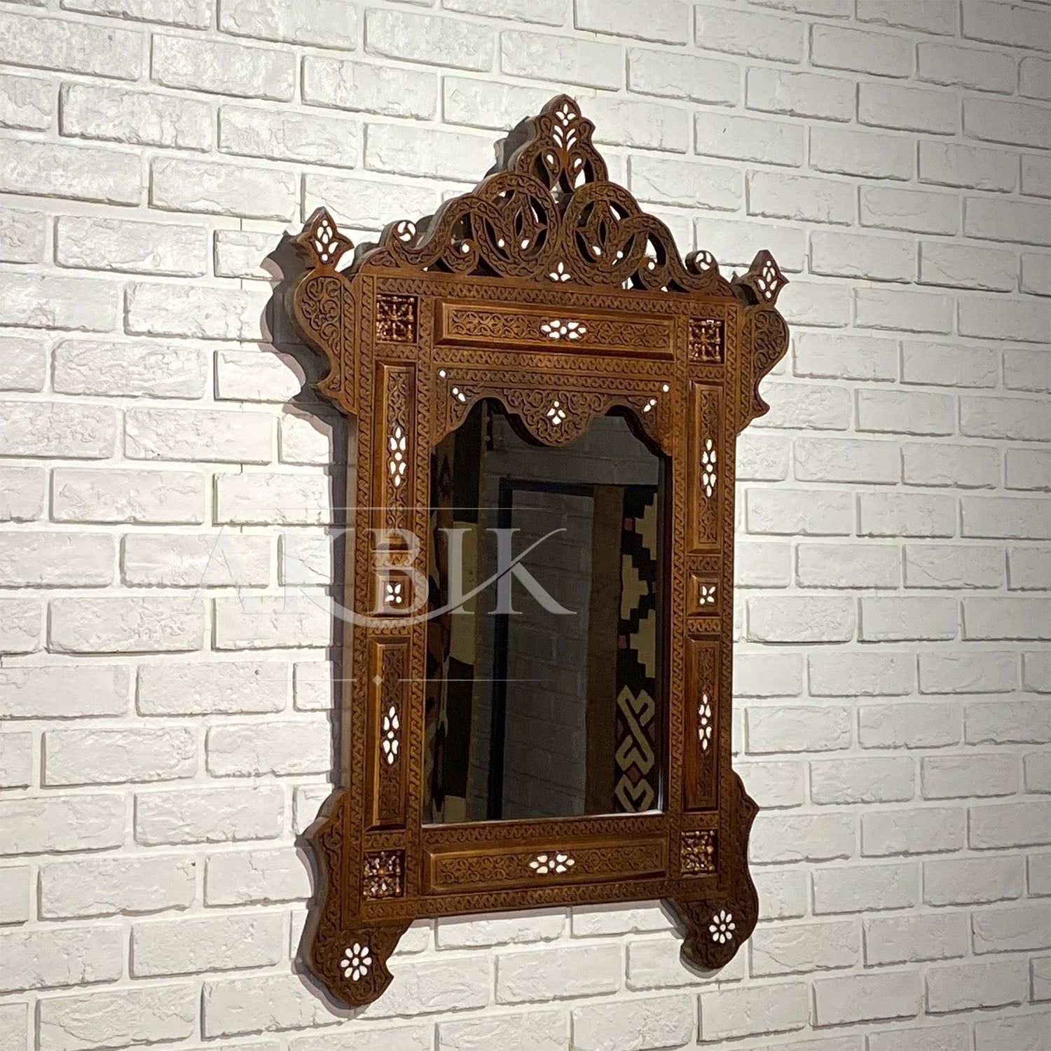 GRATIANA HAND-CARVED MIRROR - AKBIK Furniture & Design