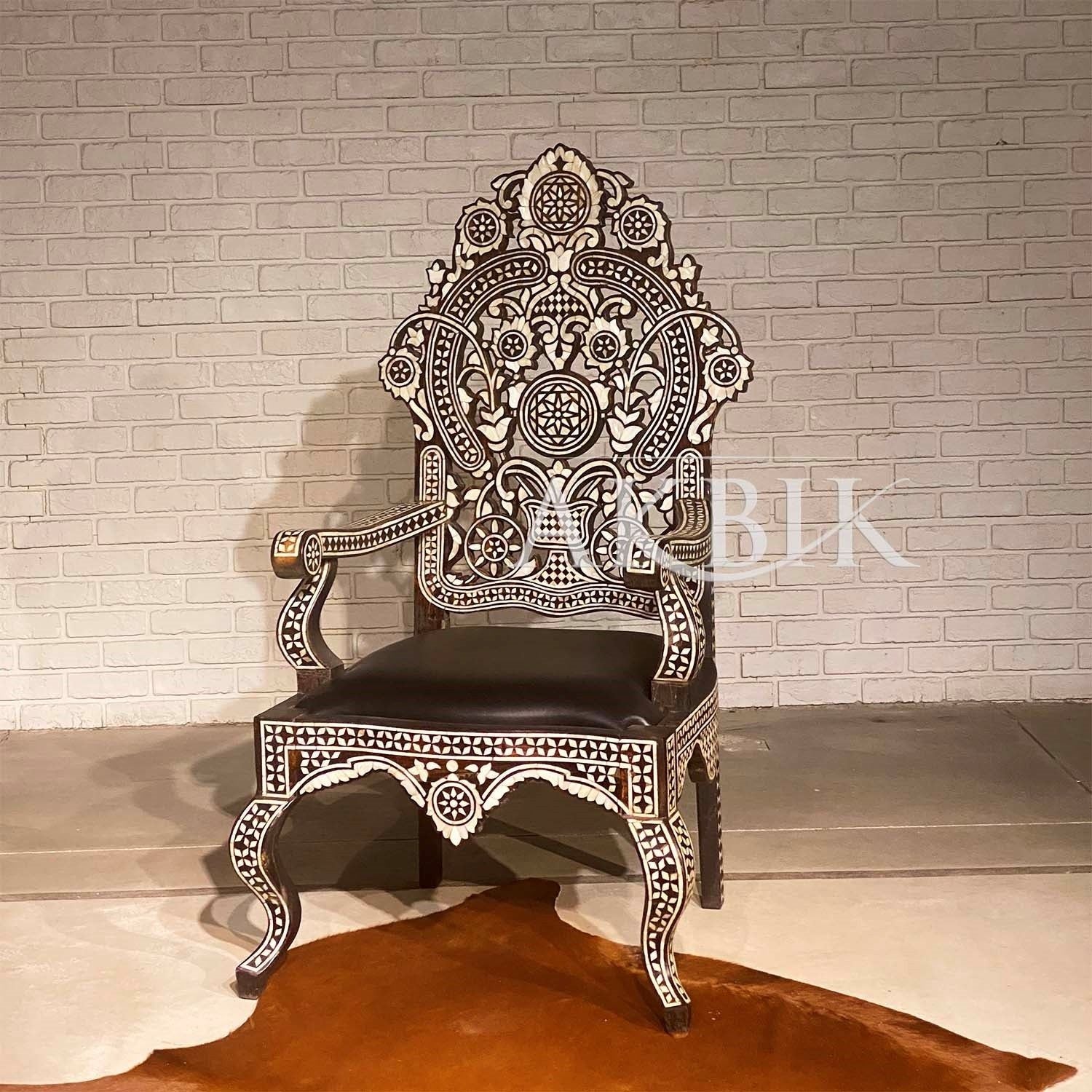 KNIGHT OF LIGHTS CHAIR - AKBIK Furniture & Design