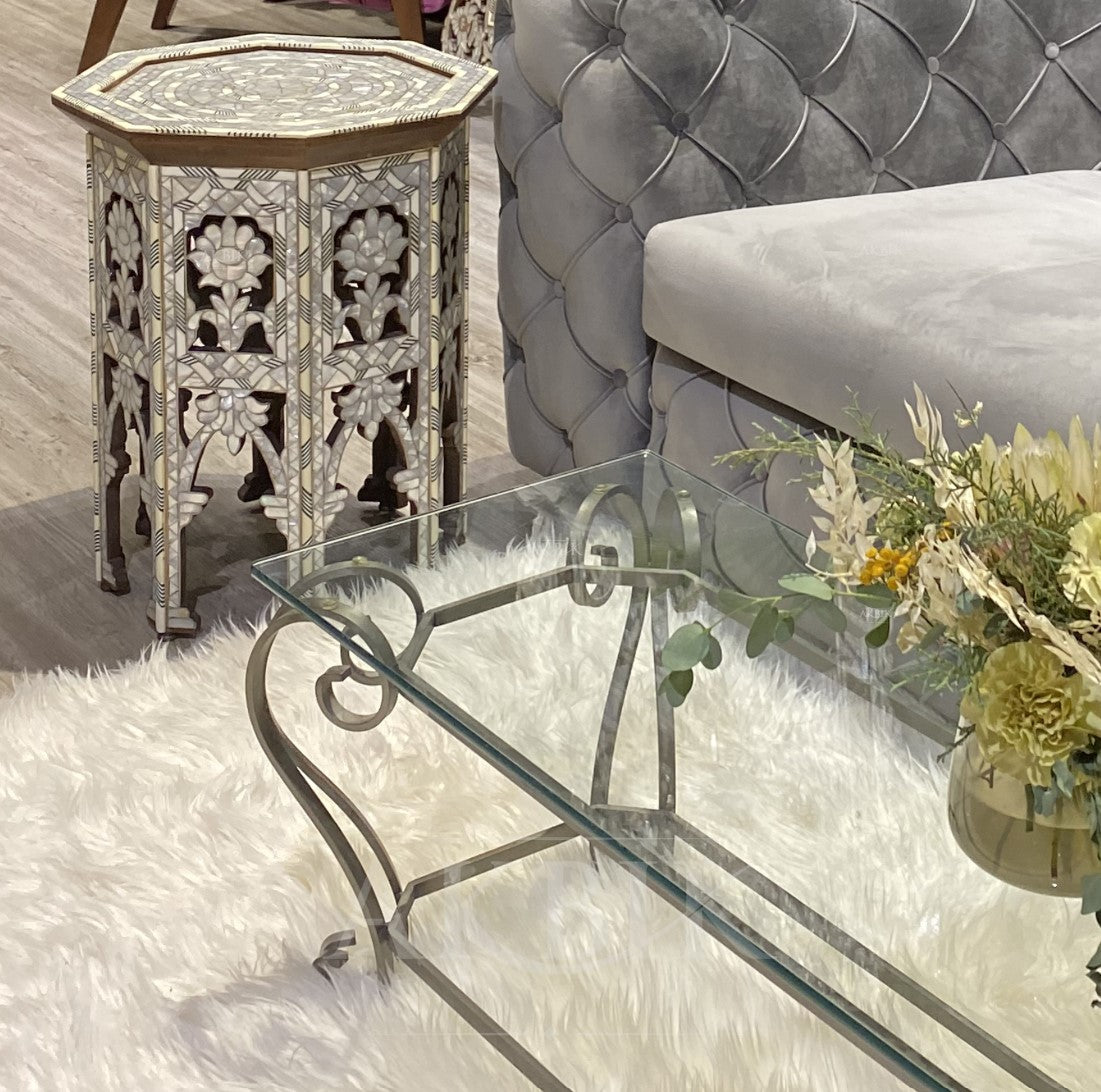 Rosa di Damasco - Mother of Pearl Hand-inlaid Stylish Side Table